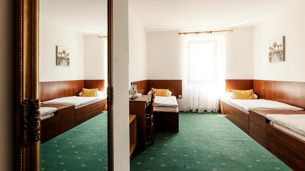 Pension U Zamku Lechovice Exteriör bild
